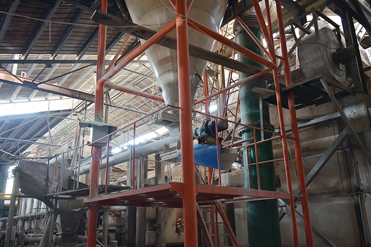 Glass fiber production workshop